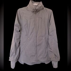 Lululemon Run Make a Break Jacket Grey Size 10/12